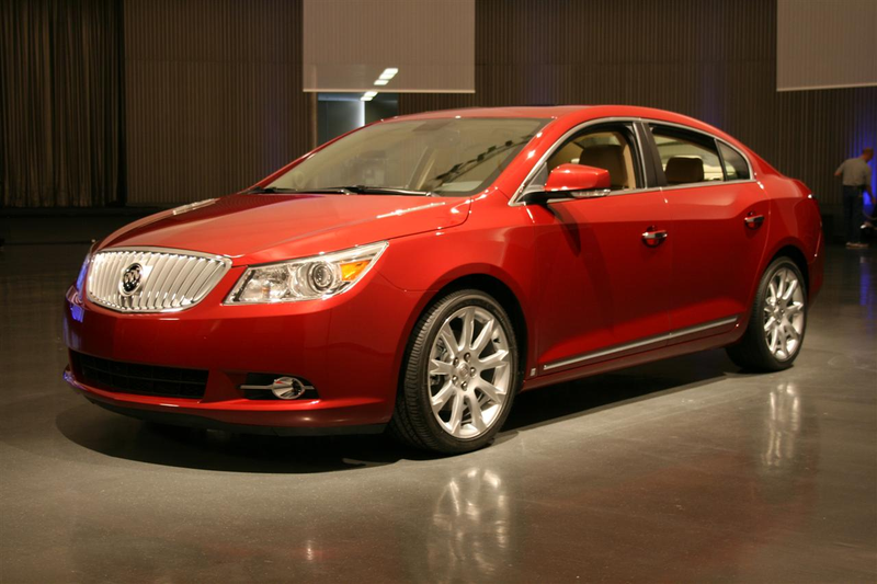 Illustration for article titled 2010 Buick LaCrosse: Blue Hair No More!